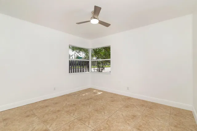 West Palm Beach Residence photo 14