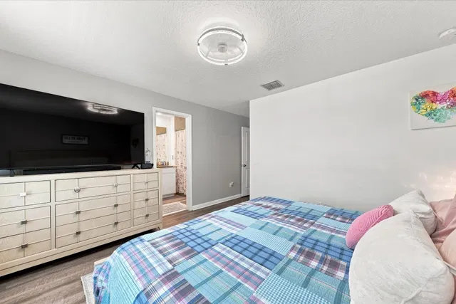 Residence photo 17