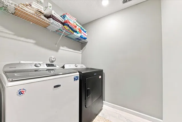 Residence photo 26