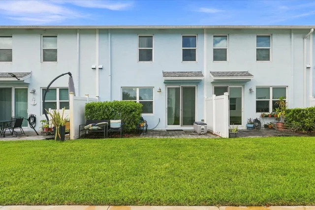 Residence photo 27