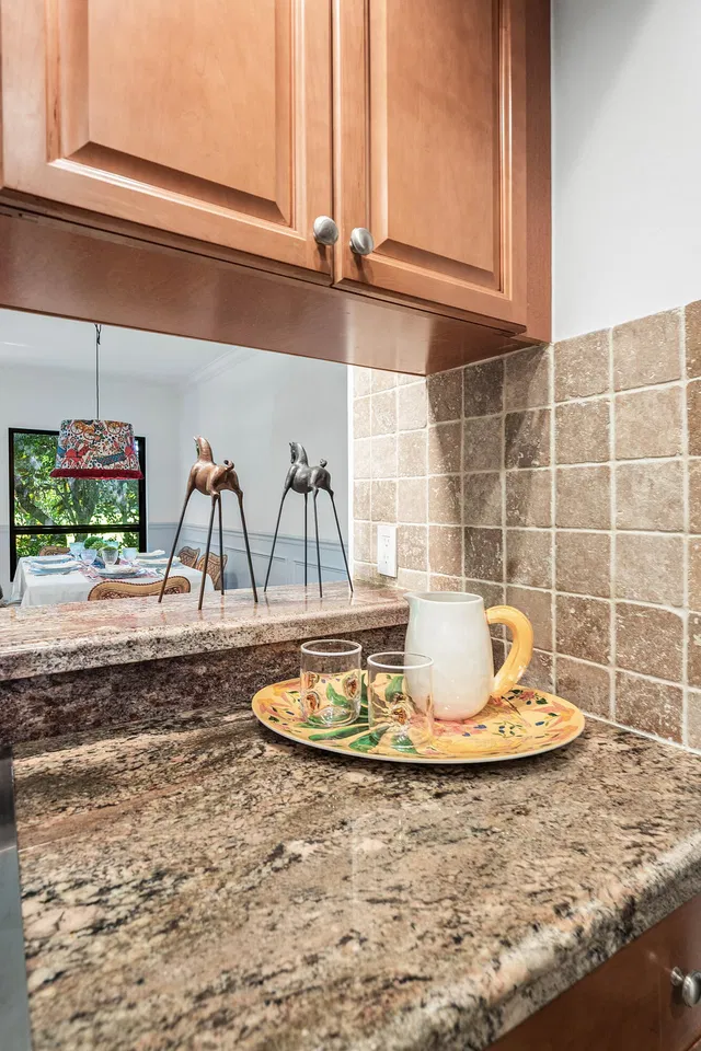 Unit 238 photo 12