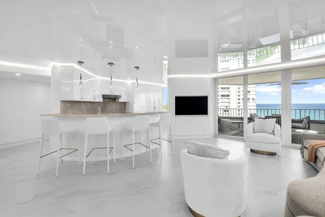 550 S Ocean Boca Unit 1205 photo 3