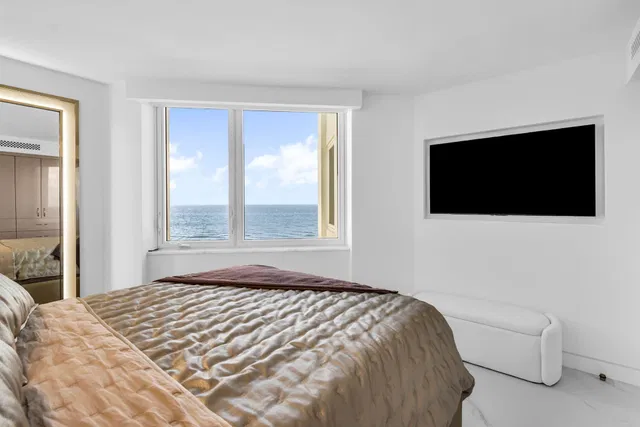 550 S Ocean Boca Unit 1205 photo 12