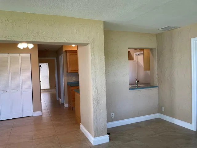 Residence photo 9