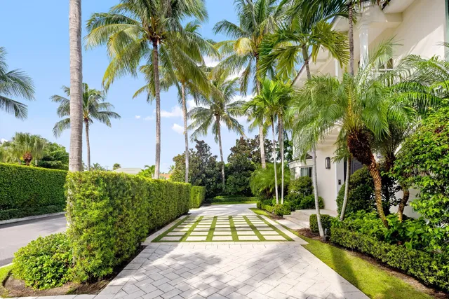 North End Palm Beach Residence photo 8