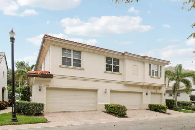 Evergrene Palm Beach Gardens Residence photo 14