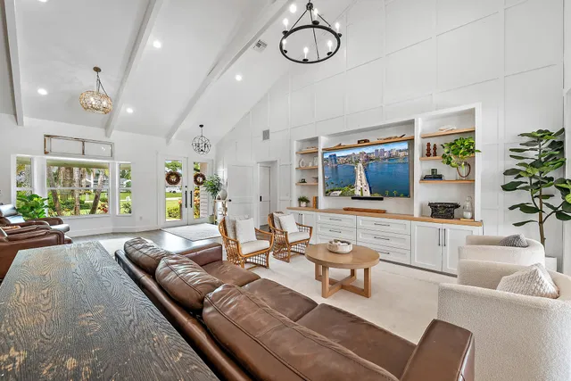 Residence photo 5