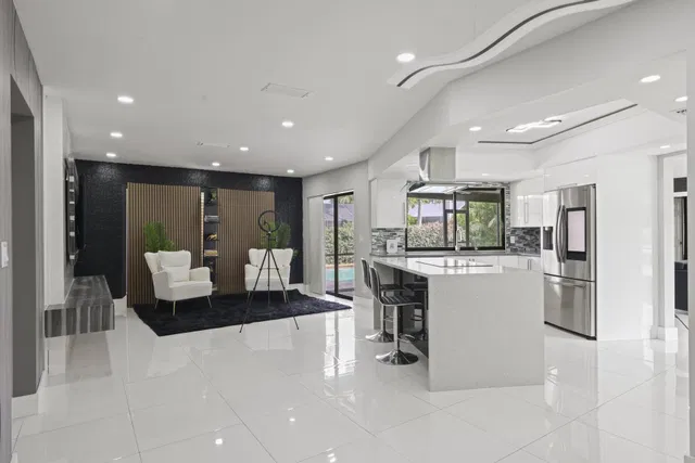  Residence photo 7