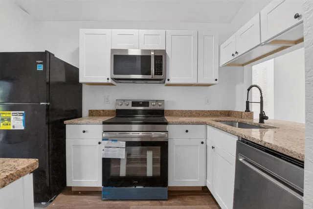  Residence photo 15