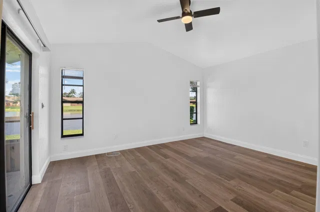  Residence photo 24
