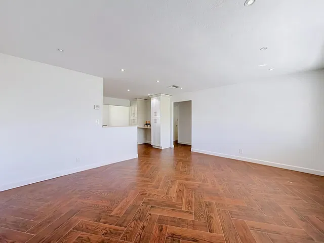  Residence photo 19