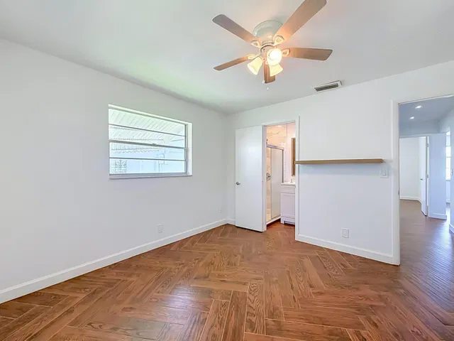  Residence photo 22