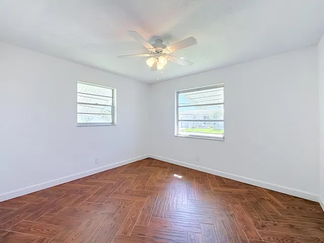  Residence photo 26