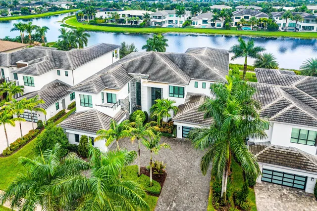 Boca Bridges Residence photo 85
