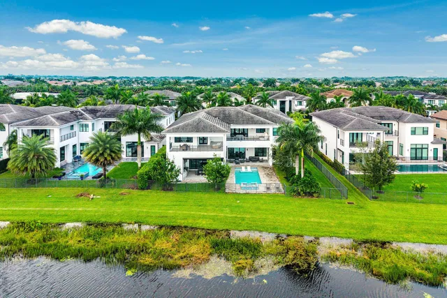 Boca Bridges Residence photo 89
