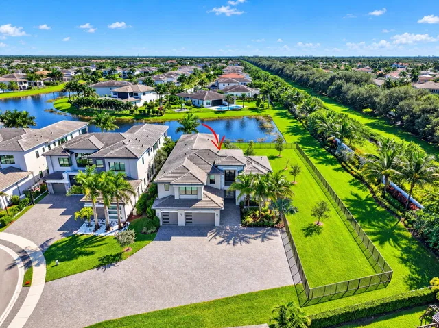 Boca Bridges Residence photo 2