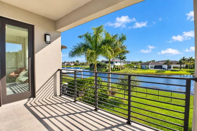 Boca Bridges Residence photo 45
