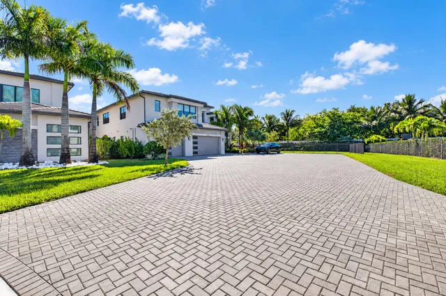 Boca Bridges Residence photo 73