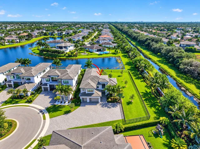 Boca Bridges Residence photo 77
