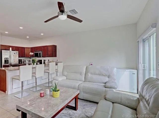 Residence photo 15