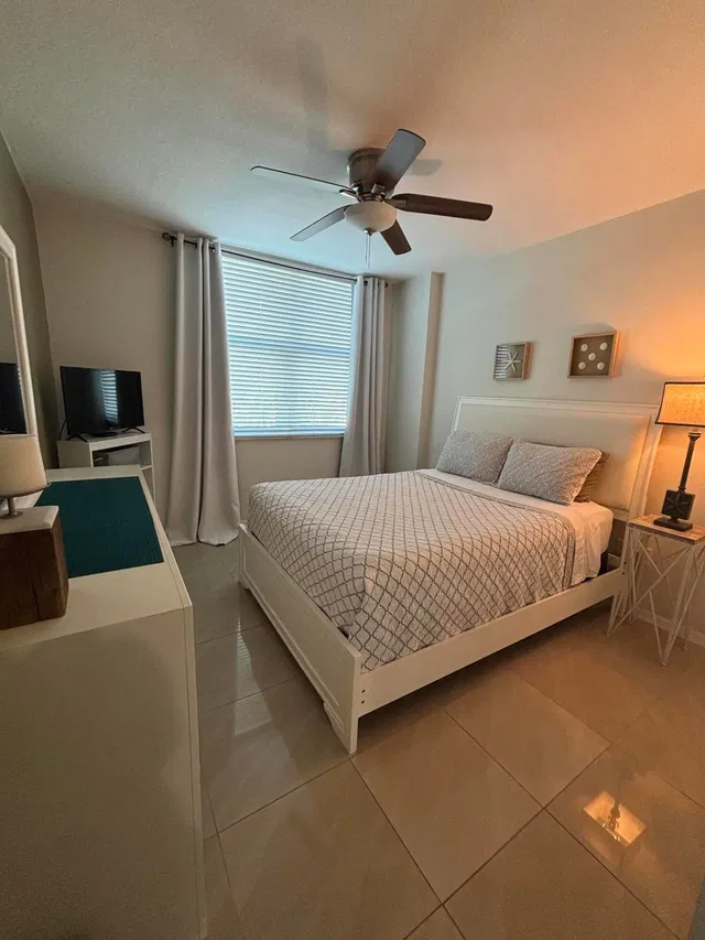 Residence photo 4