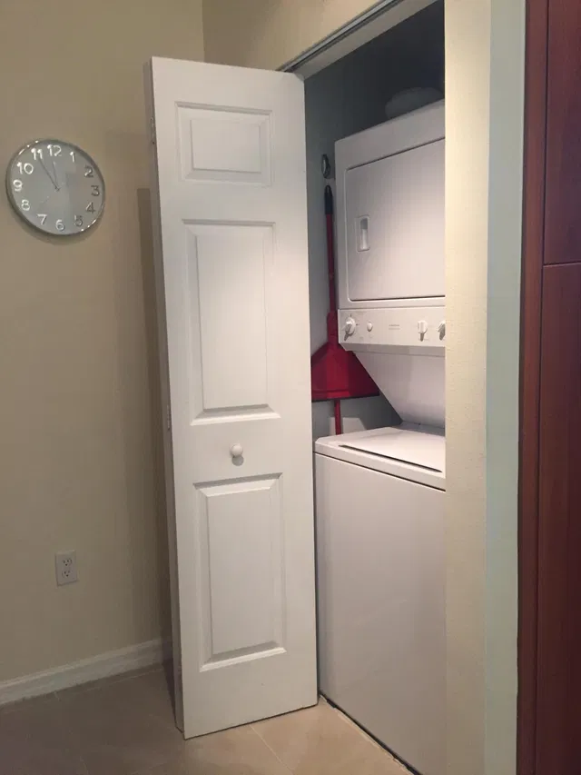 Residence photo 18