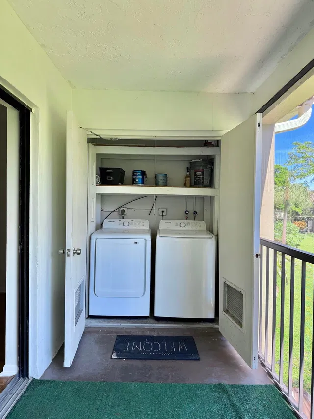Unit 2030 photo 15