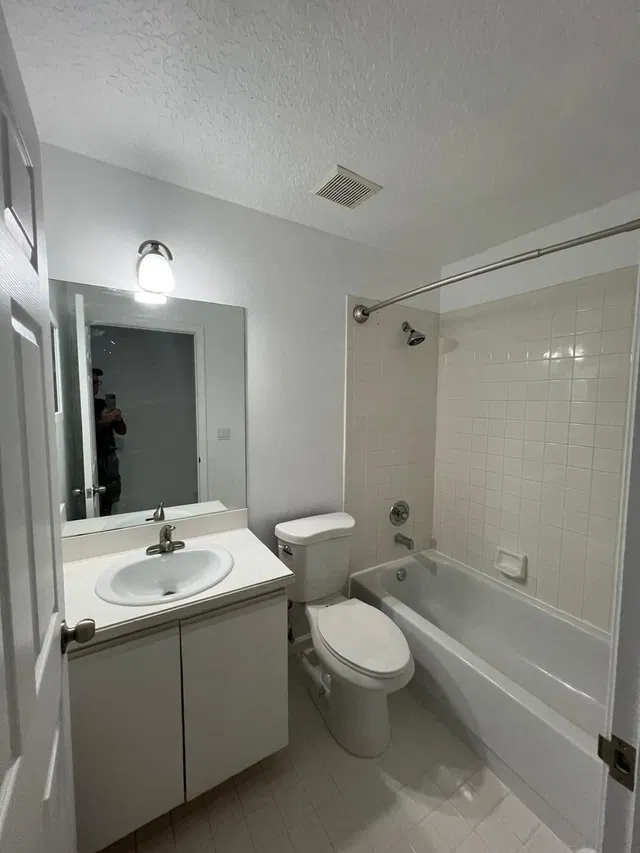  Residence photo 6