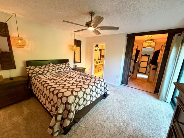 Residence photo 16