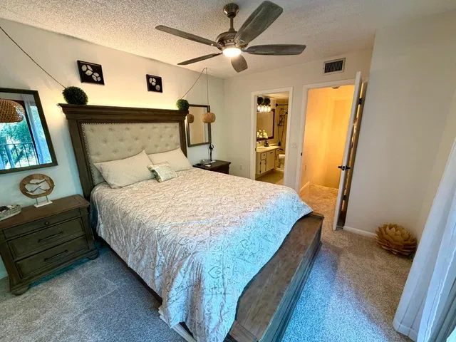 Residence photo 19