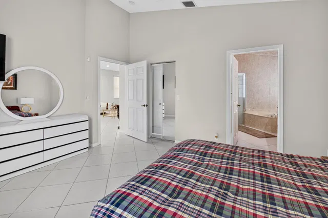  Residence photo 23