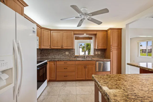 Residence photo 10