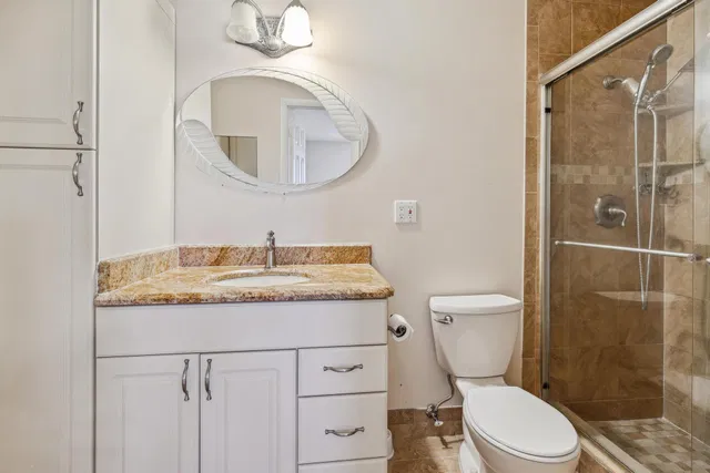 Residence photo 23