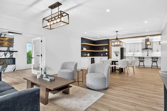 SoSo West Palm Beach Residence photo 4