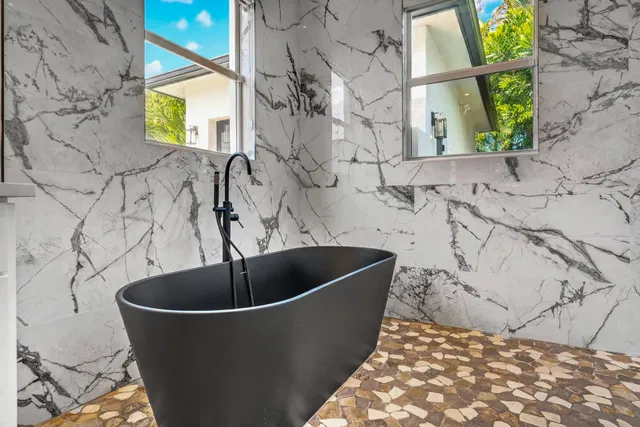 SoSo West Palm Beach Residence photo 33