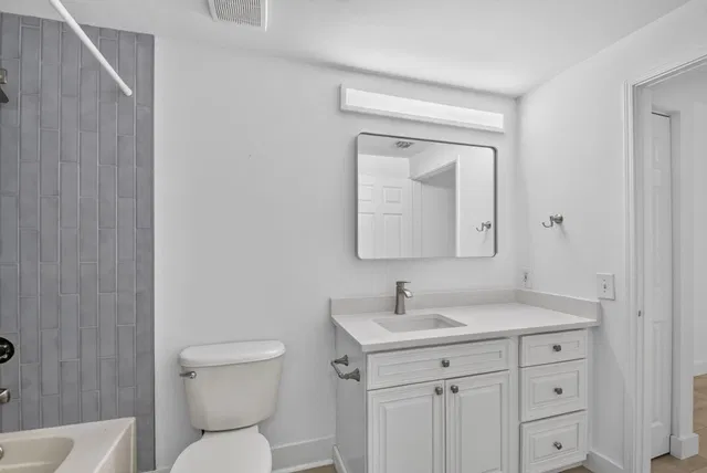 Courtyards in Cityplace Unit 223 photo 19