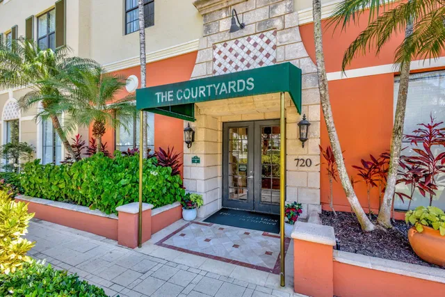 Courtyards in Cityplace Unit 223 photo 44