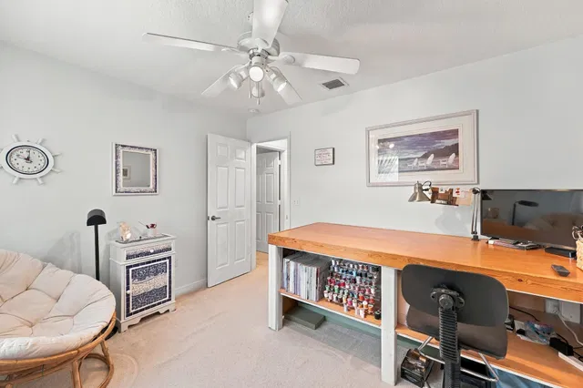 Residence photo 27