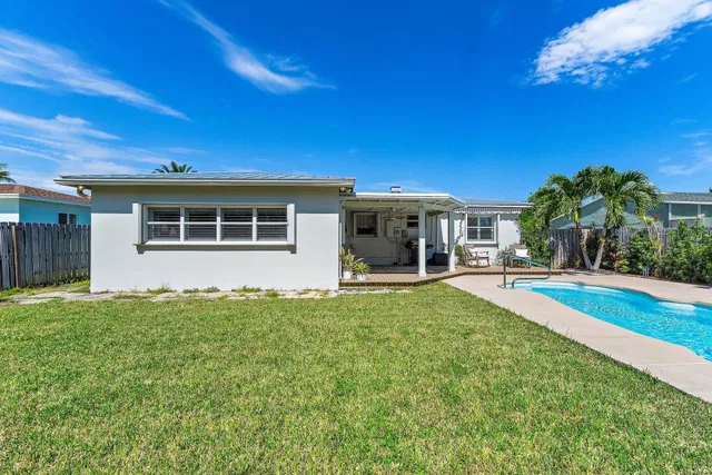 SoSo West Palm Beach Residence photo 5