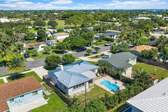 SoSo West Palm Beach Residence photo 15