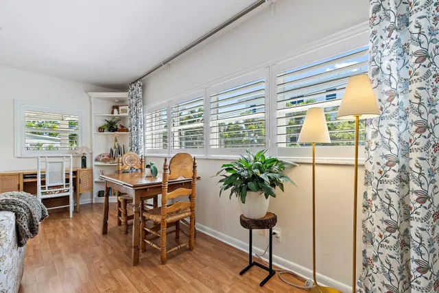 SoSo West Palm Beach Residence photo 27