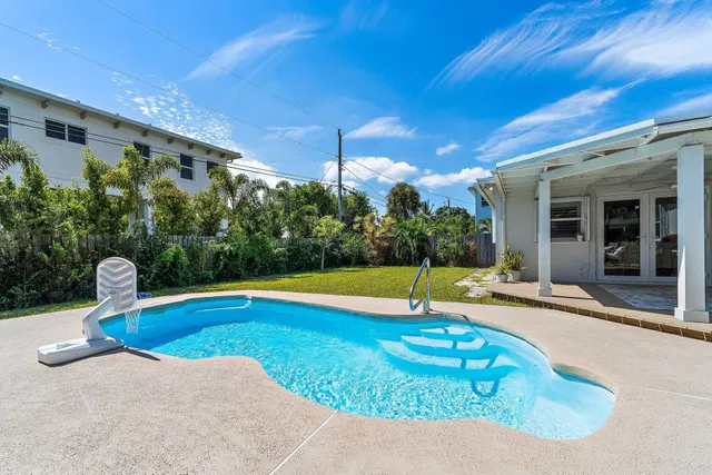 SoSo West Palm Beach Residence photo 33