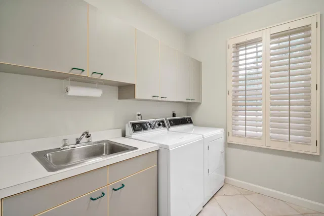 Residence photo 38