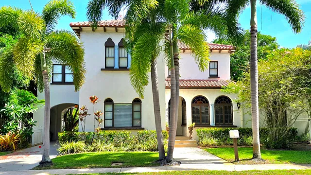 Residence photo 2