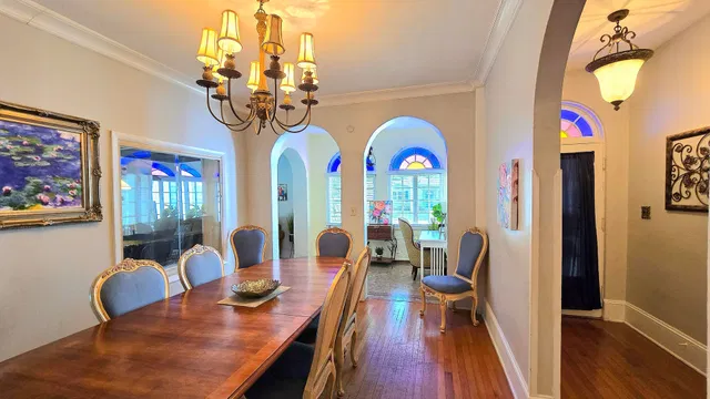 Residence photo 4