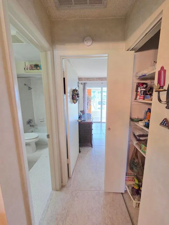 Unit 204 photo 13