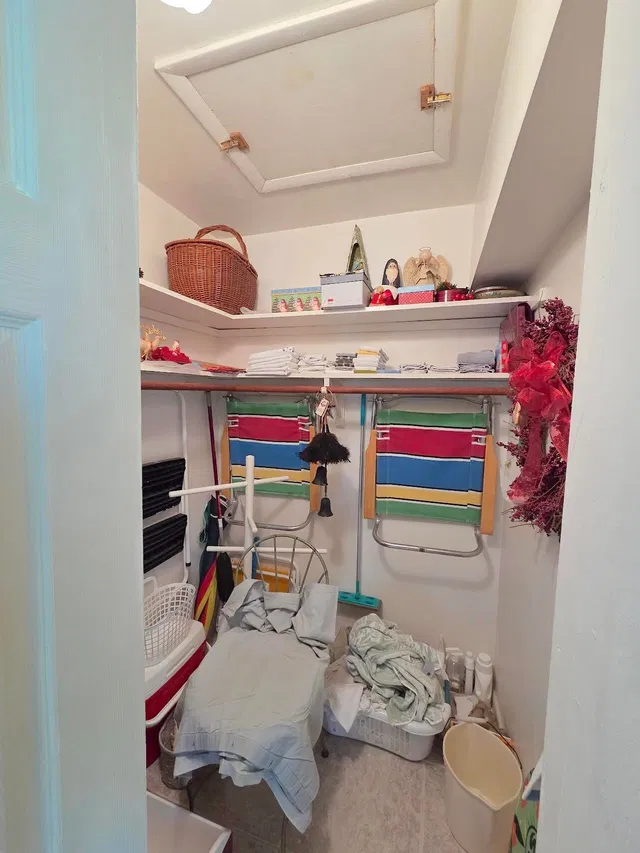 Unit 204 photo 19