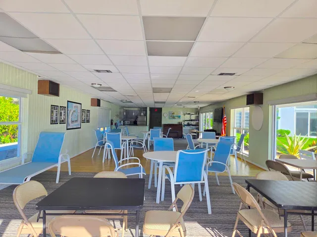 Unit 204 photo 42
