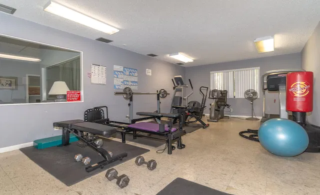Unit 203 photo 34