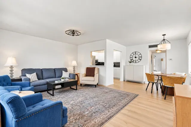 Residence photo 6